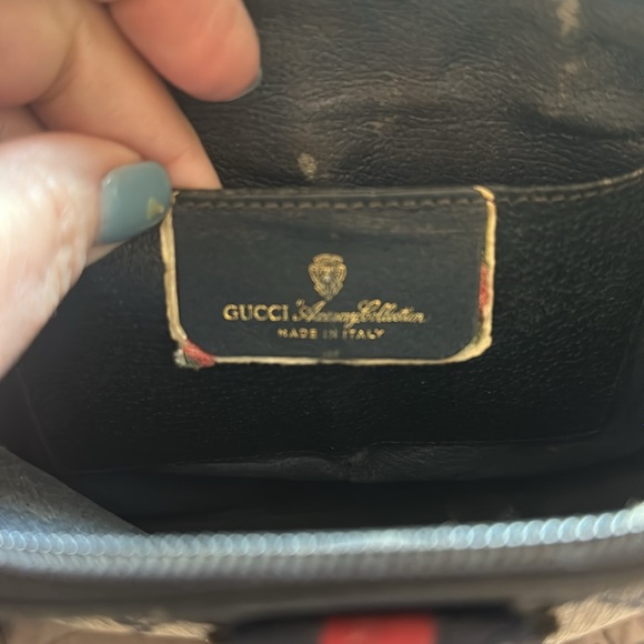🔥💯Authentic Gucci Shoulder Bag🔥 - Picture 4 of 5
